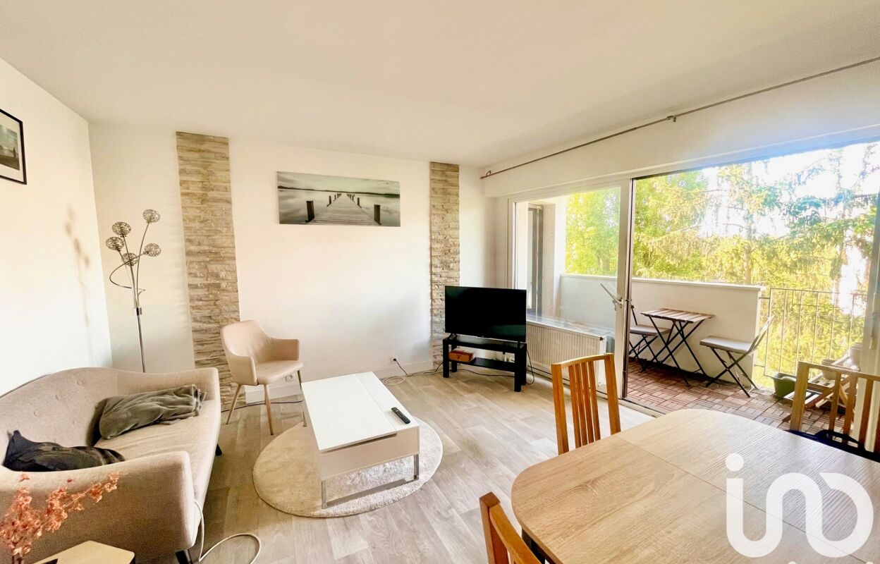 appartement 2 pièces 52 m2 à vendre à Châtenay-Malabry (92290)