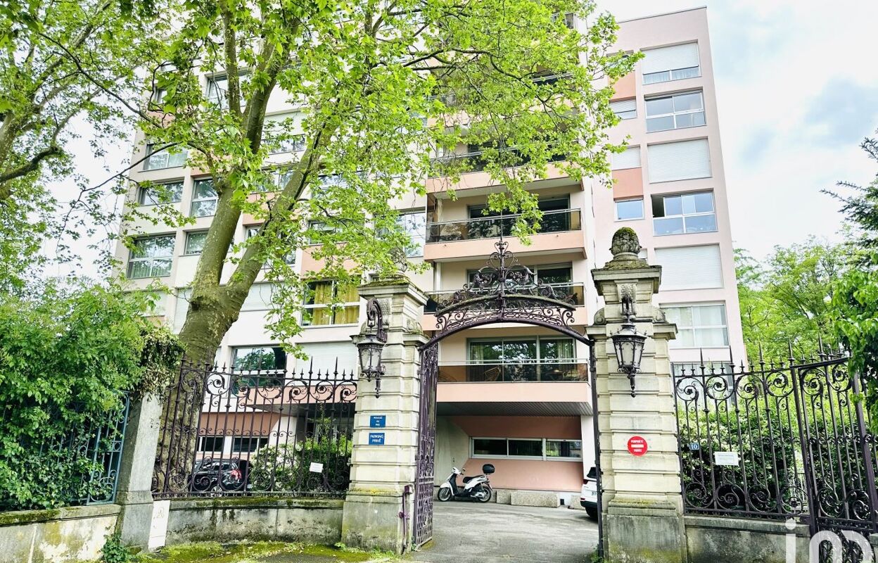 appartement 2 pièces 51 m2 à vendre à Mulhouse (68100)