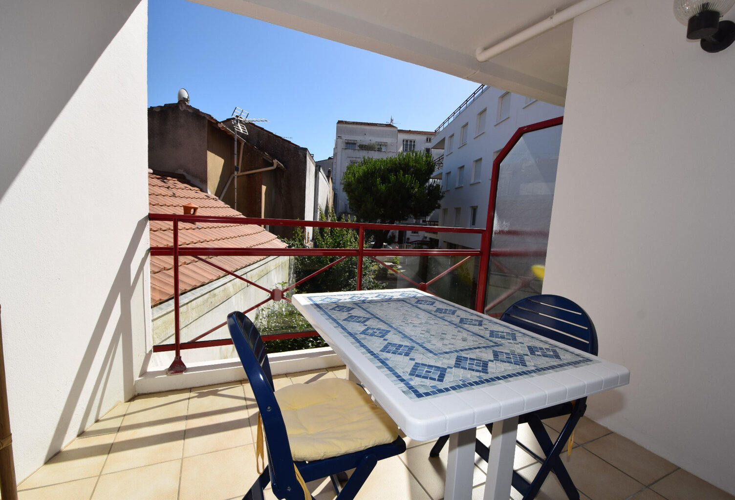 LOCATION VACANCES APPARTEMENT 3 PIÈCES - PONTAILLAC - PROCHE — photo 1