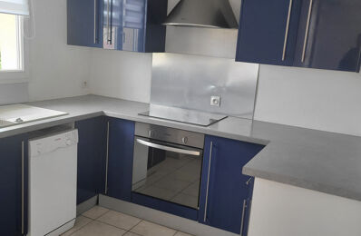 location appartement 720 € CC /mois à proximité de Saint-Mitre-les-Remparts (13920)