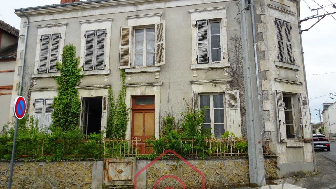 maison 6 pièces 230 m2 à vendre à Châteaumeillant (18370)