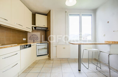 location appartement 1 250 € CC /mois à proximité de Choisy (74330)