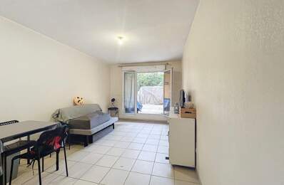 LA SEYNE SUR MER - STUDIO ET PARKING — photo du bien