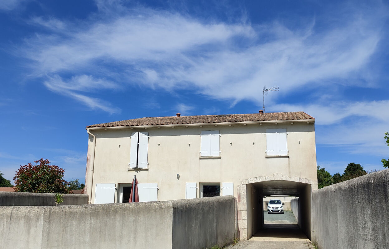 maison 5 pièces 87 m2 à vendre à Bussac-sur-Charente (17100)