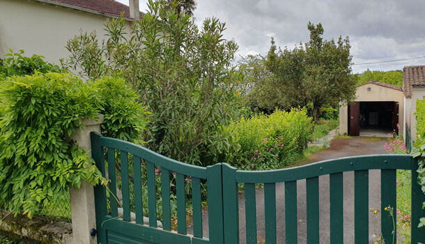 Villa / Maison 6 pièces  à vendre Saintes 17100