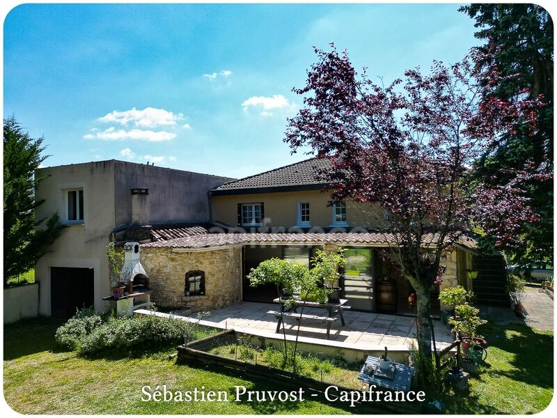 Villa / Maison 7 pièces  à vendre Bassillac 24330