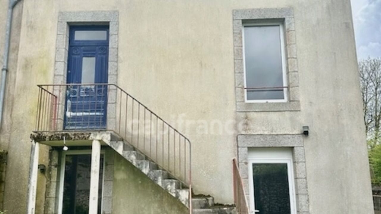 immeuble  pièces 118 m2 à vendre à Carhaix-Plouguer (29270)
