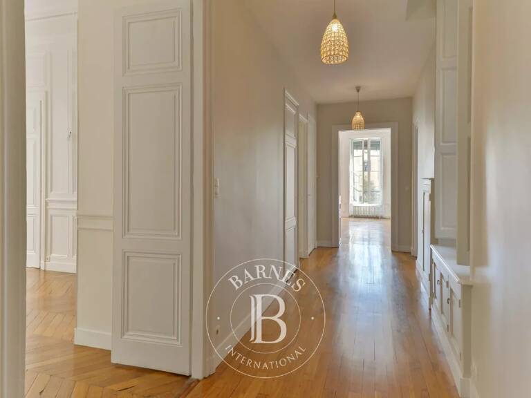 Lyon 2 - Ainay - Appartement bourgeois de 175,45 m² - Garage double - 3 Chambres — photo 1