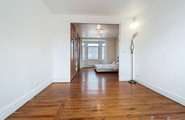 Maison individuelle, 6 chambres, garage, cour exposée ouest — photo 5