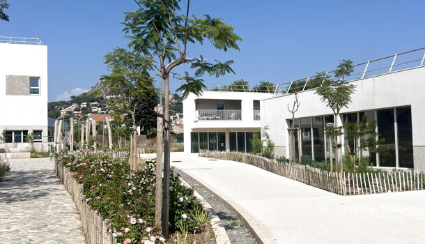 Local commercial  à vendre Hyères 83400