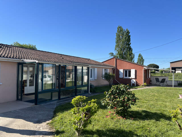 Maison 122 m2 avec jardin et studio indépendant 32 m2 47200 — photo du bien