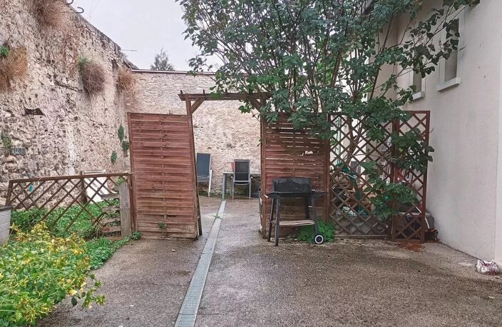 APPARTEMENT T2 - DUPLEX MANTES LA VILLE — photo 4