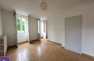 location appartement 410 € CC /mois à proximité de Serres-sur-Arget (09000)