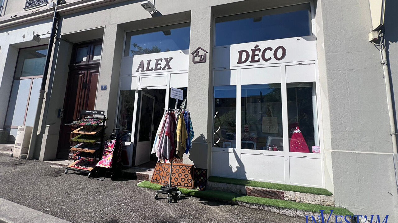 commerce  pièces 90 m2 à vendre à Oullins (69600)