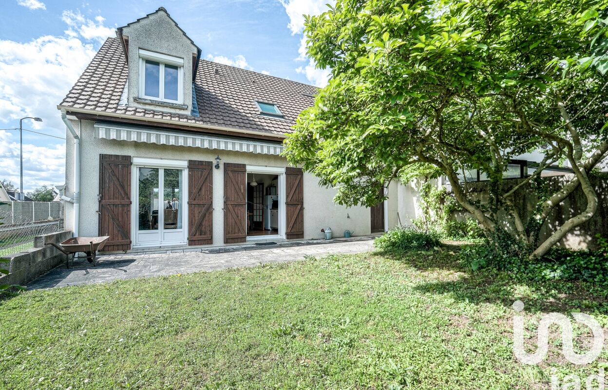 maison 6 pièces 118 m2 à vendre à Pontault-Combault (77340)