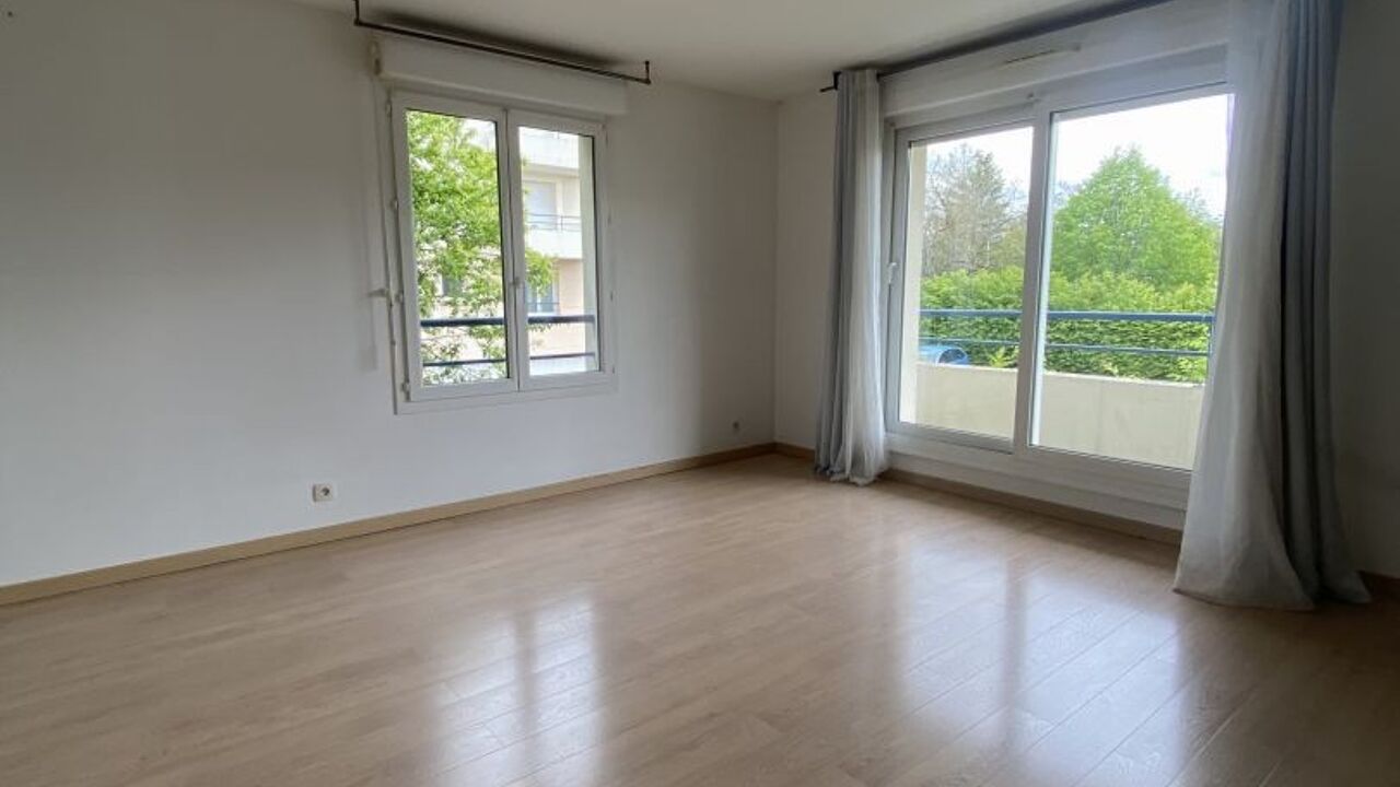 appartement 3 pièces 65 m2 à vendre à Chanteloup-les-Vignes (78570)