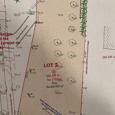 Terrain 897 m²
