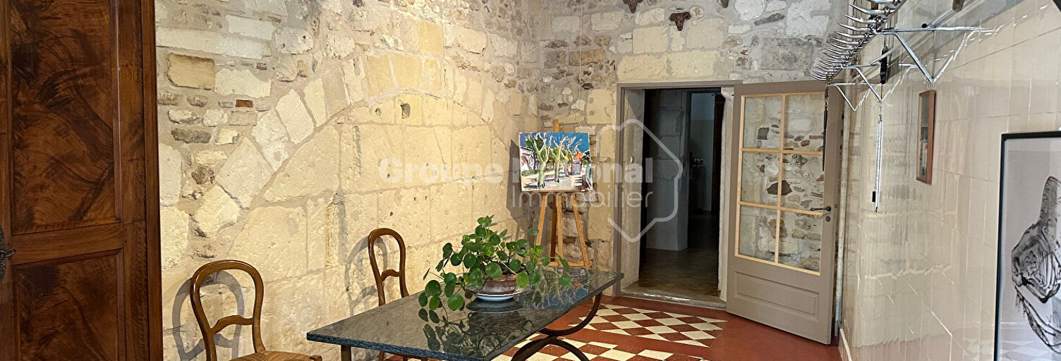 Commerce  50 m² à louer à Arles (13200)