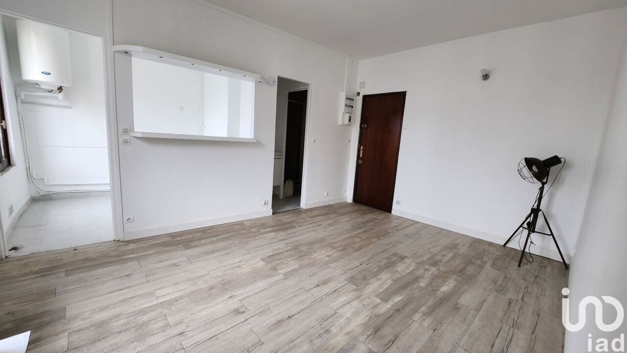 appartement 2 pièces 37 m2 à vendre à Corbeil-Essonnes (91100)