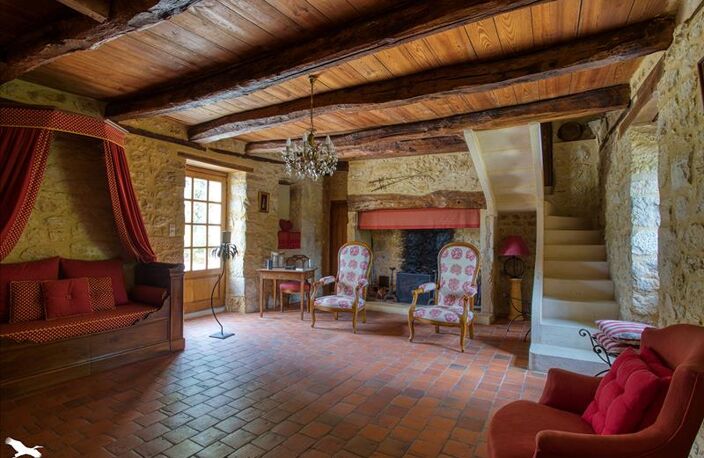 Maison en pierre de 9 pièces principales — photo 5