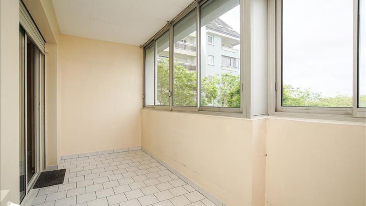 appartement 5 pièces 102 m2 à vendre à Saint-Pierre-des-Corps (37700)