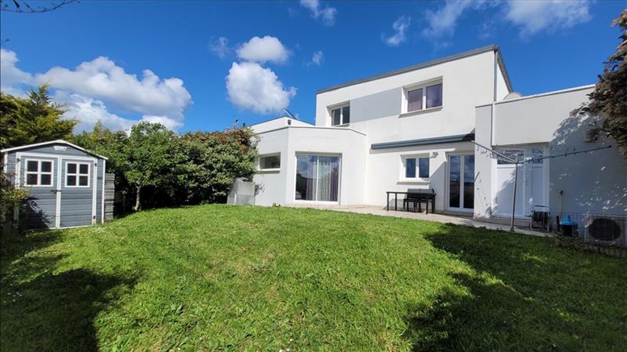 maison 7 pièces 142 m2 à vendre à Saint-Herblain (44800)