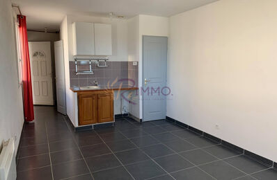 location appartement 577 € CC /mois à proximité de Venelles (13770)