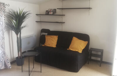 location appartement 340 € CC /mois à proximité de Caumont-sur-Durance (84510)