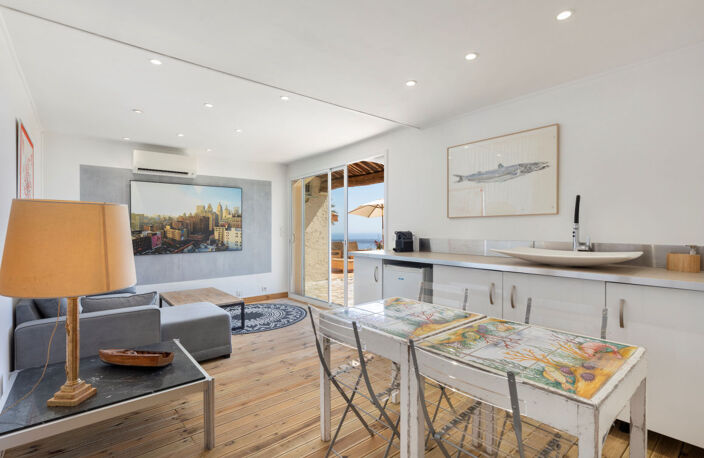 CANNES SUPER CANNES VILLA T6 200M2 VUE MER PANORAMIQUE PISCI — photo 5