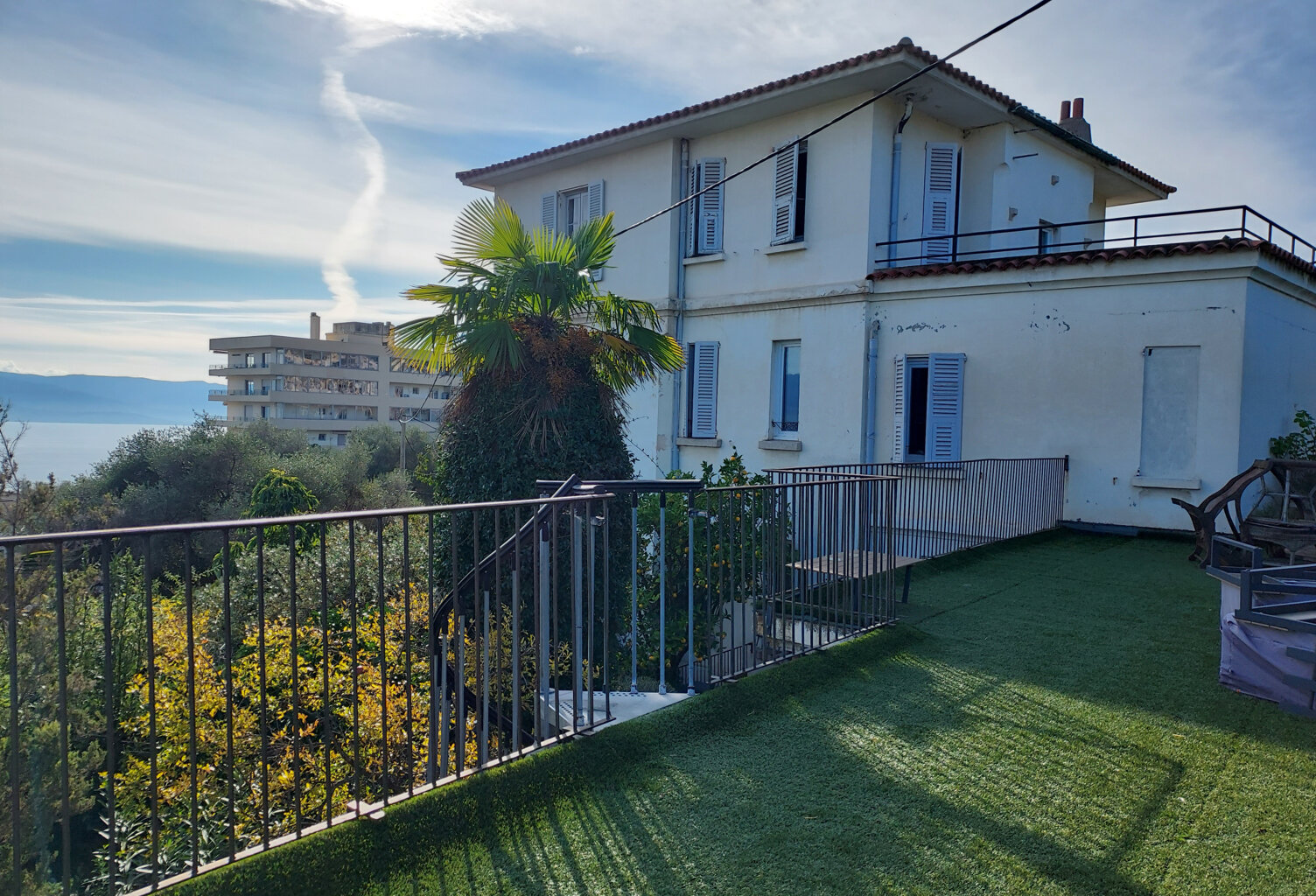 Ajaccio centre ville maison de Maître de 320m2 garage vue me — photo 1