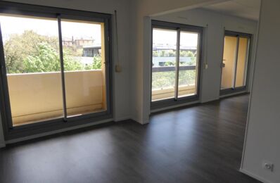 location appartement 1 042 € CC /mois à proximité de Bordeaux (33300)