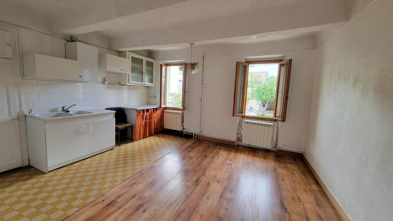 maison 4 pièces 64 m2 à vendre à Laragne-Montéglin (05300)