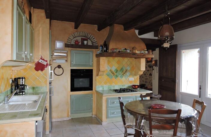 Maison en pierre, au grand calme avec granges, jardin attenan... — photo 4