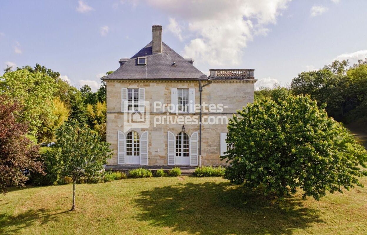 maison 8 pièces 330 m2 à vendre à Yvrac (33370)