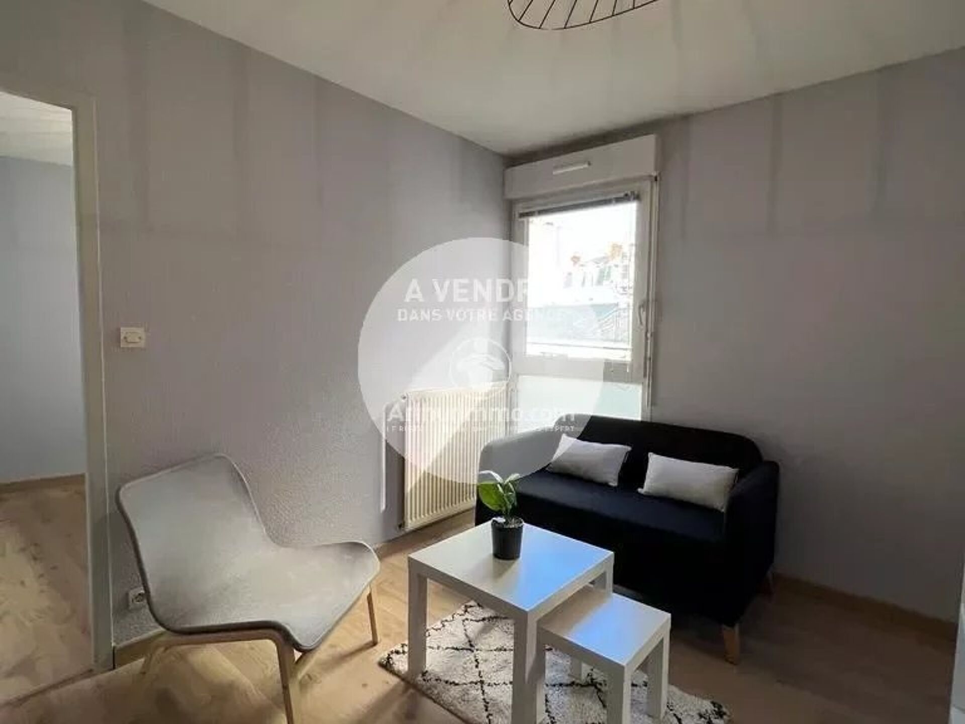 Vente Appartement 29m² 2 Pièces à Nantes (44000) - Arthurimmo