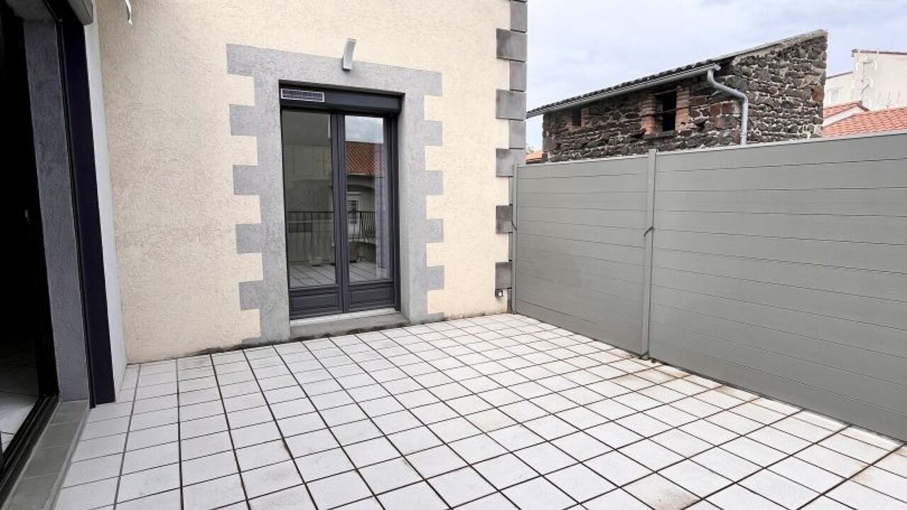 maison 8 pièces 185 m2 à vendre à Châteaugay (63119)