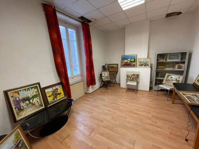 Maison de rue 268 m² avec terrasse — photo du bien