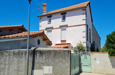 vente maison 250 000 € à proximité de Orléat (63190)