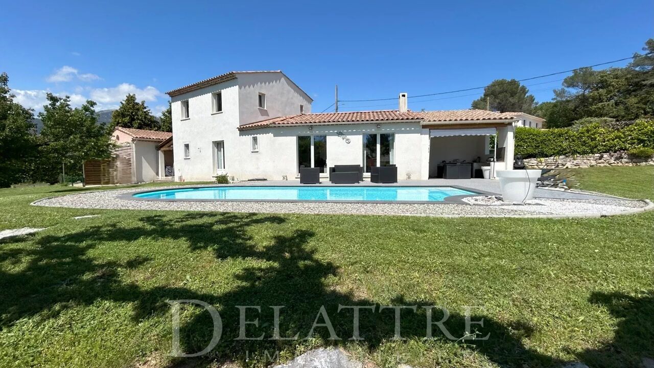 maison 7 pièces 160 m2 à vendre à Roquefort-les-Pins (06330)