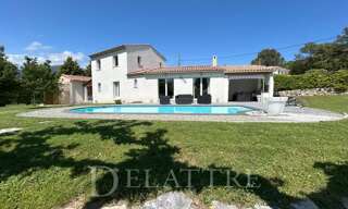 Maison 7 Pièces 160 m² à vendre à Roquefort-les-Pins (06330)