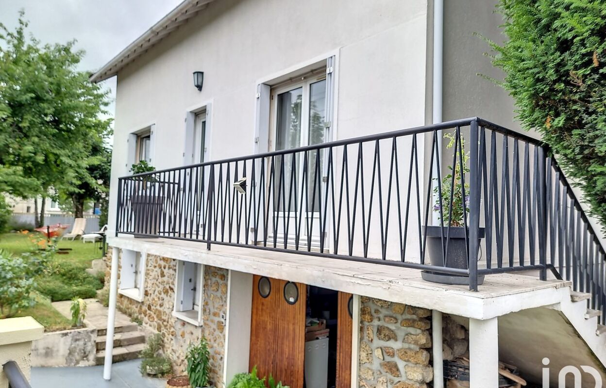 maison 7 pièces 139 m2 à vendre à Paray-Vieille-Poste (91550)