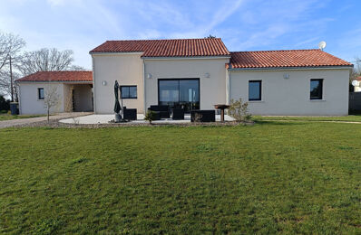 vente maison 274 500 € à proximité de Sainte-Radegonde (79100)