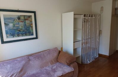 location appartement 650 € CC /mois à proximité de Èze (06360)