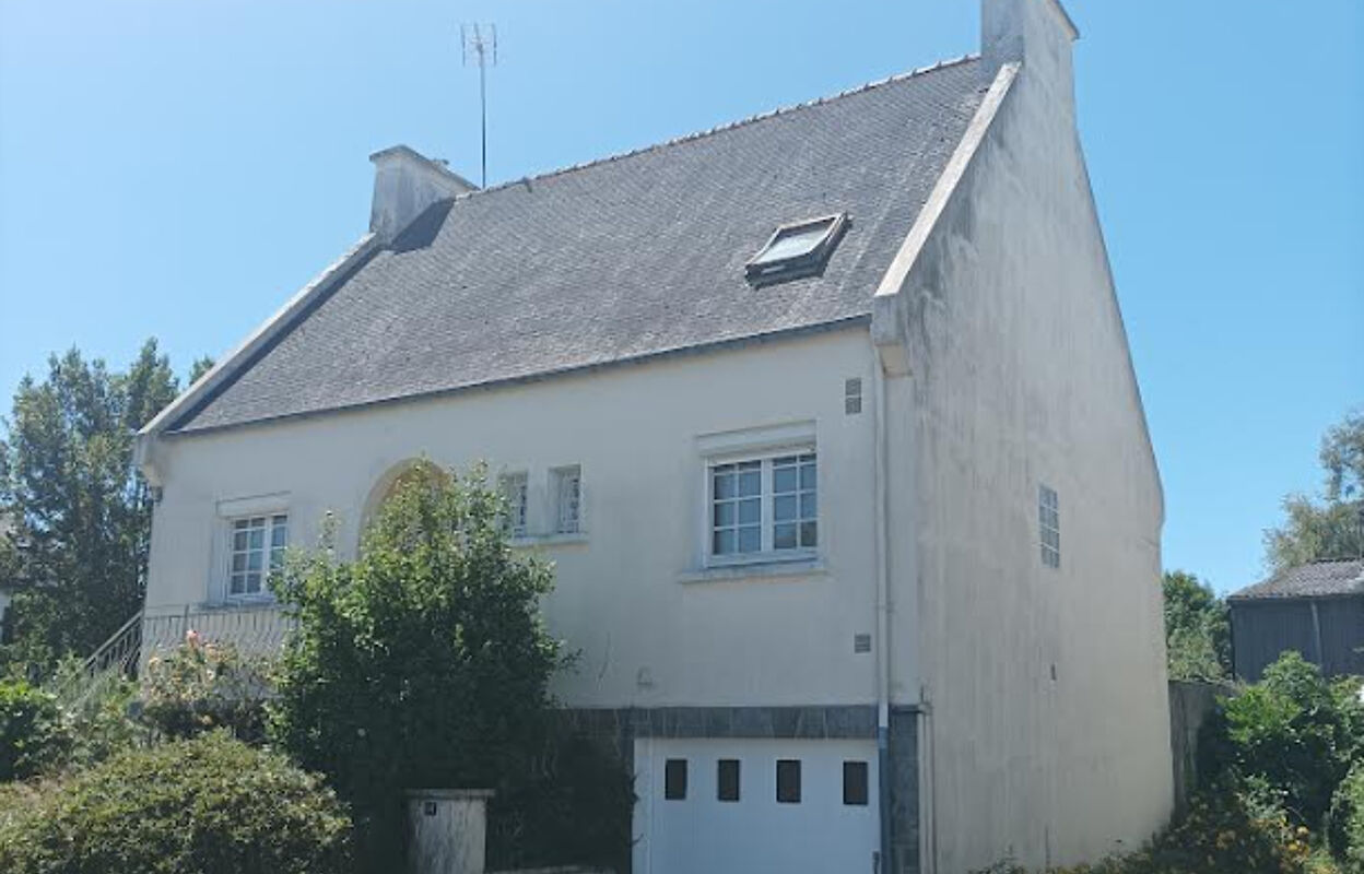 maison 6 pièces 122 m2 à vendre à Châteauneuf-du-Faou (29520)