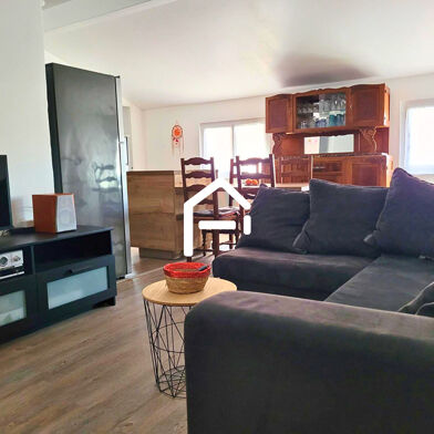 Appartement 3 pièces 121000 €