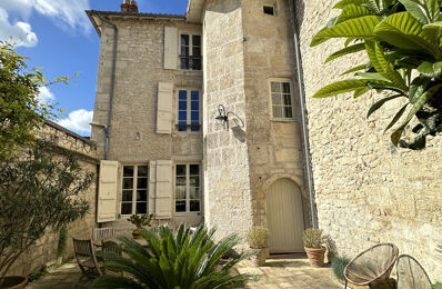 vente maison 609 000 € à proximité de Saint-Hilaire-de-Villefranche (17770)