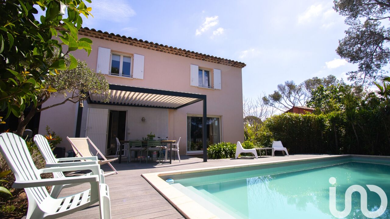 maison 5 pièces 127 m2 à vendre à Fréjus (83600)