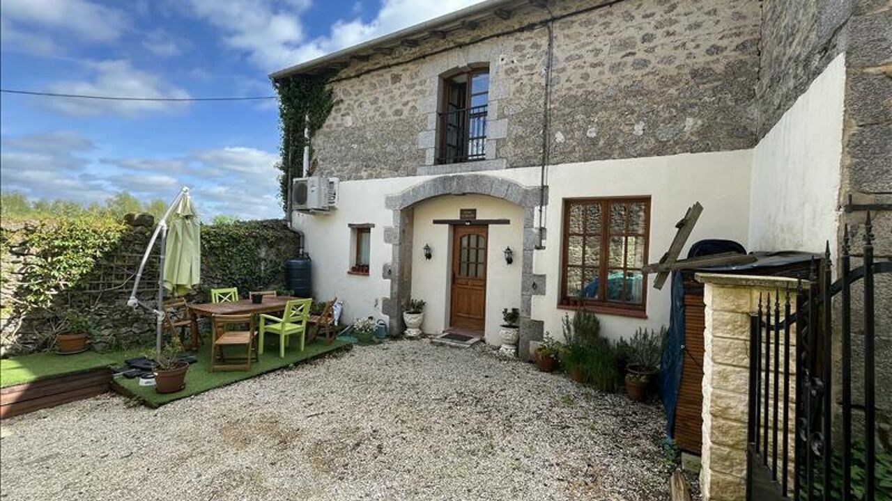 maison 4 pièces 150 m2 à vendre à Piégut-Pluviers (24360)