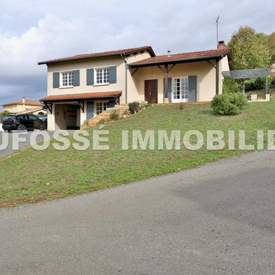 Maison 4 pièces 260 m²