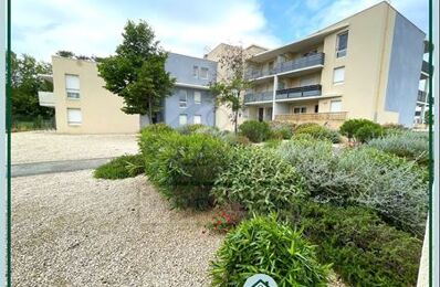 vente appartement 206 000 € à proximité de Roquemaure (30150)